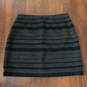 Banana Republic Wool Blend Wegry Mini Skirt